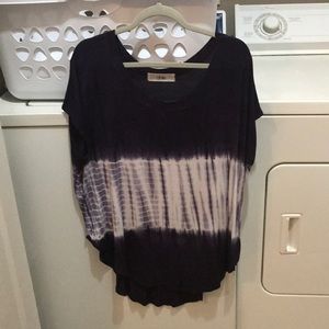 Blue Tie-dye Scoop Bottom Short Sleeve